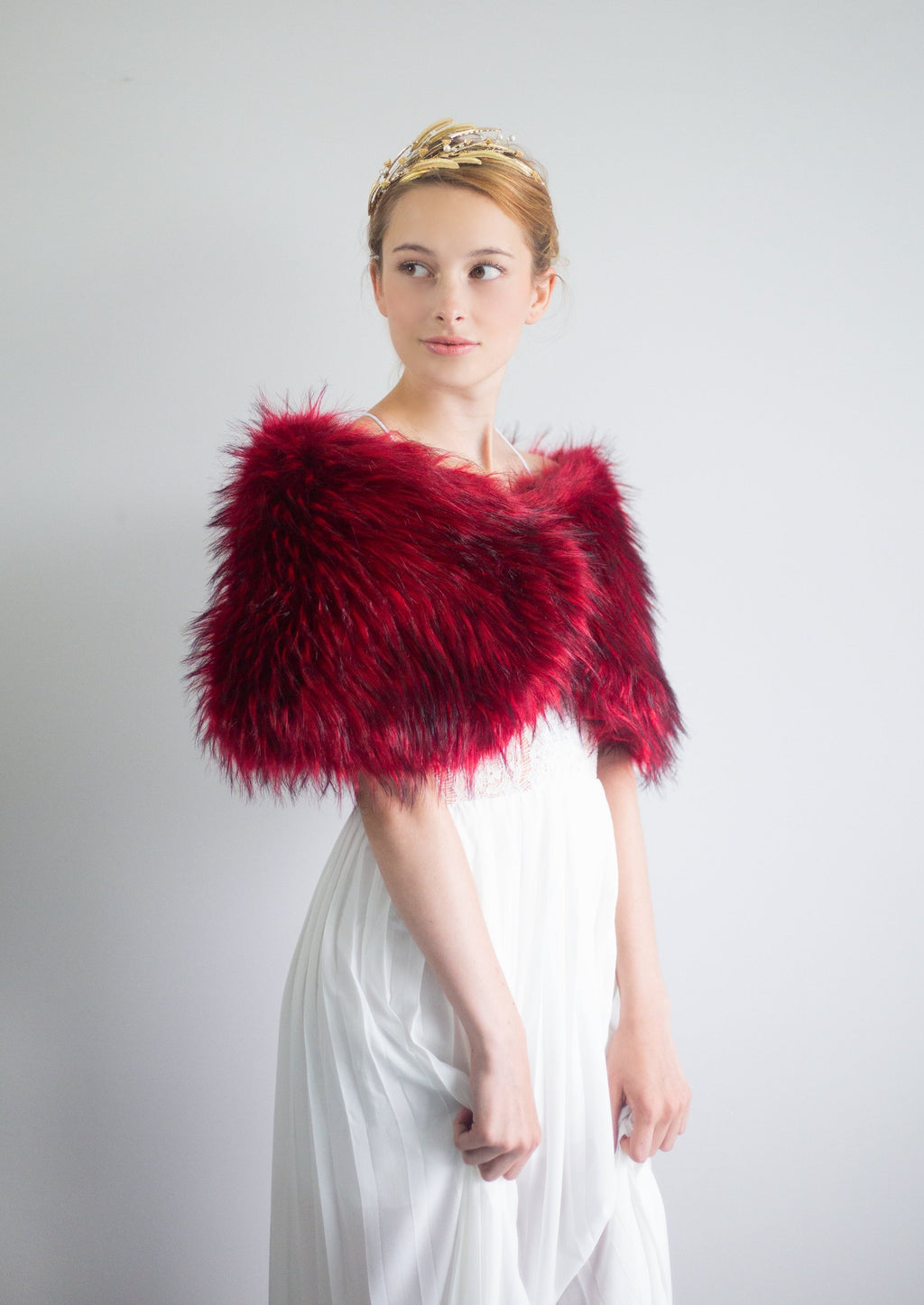 Red deals fur shawl