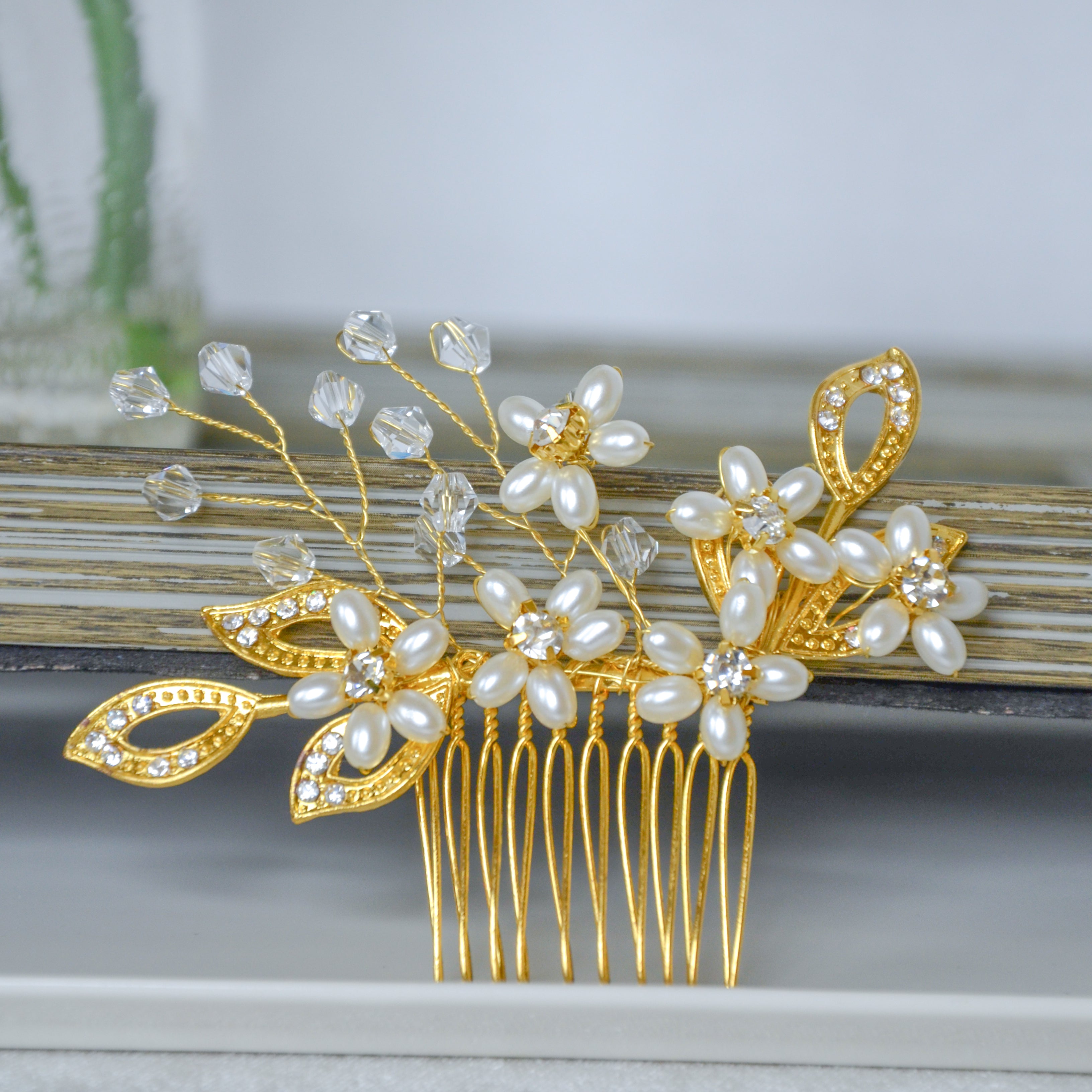 Gold Bridal Flower Hair Comb – Sissily Designs